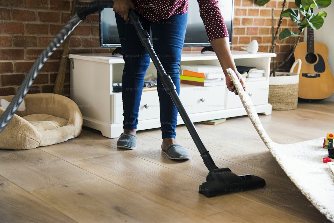 Meilleur aspirateur sec et humide au Canada en 2026 : lequel choisir ?