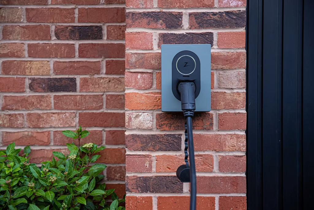 Chargeur DC-DC / chargeur d'alternateur pour VR et fourgon 
