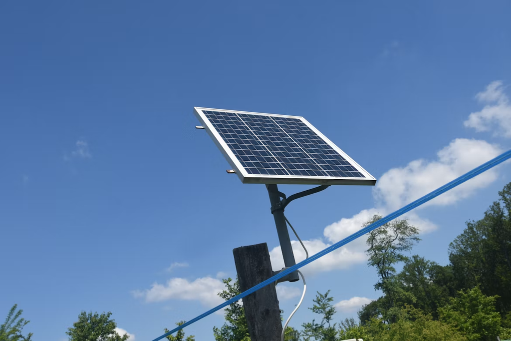 Panneau solaire 100W : lequel choisir au Canada
