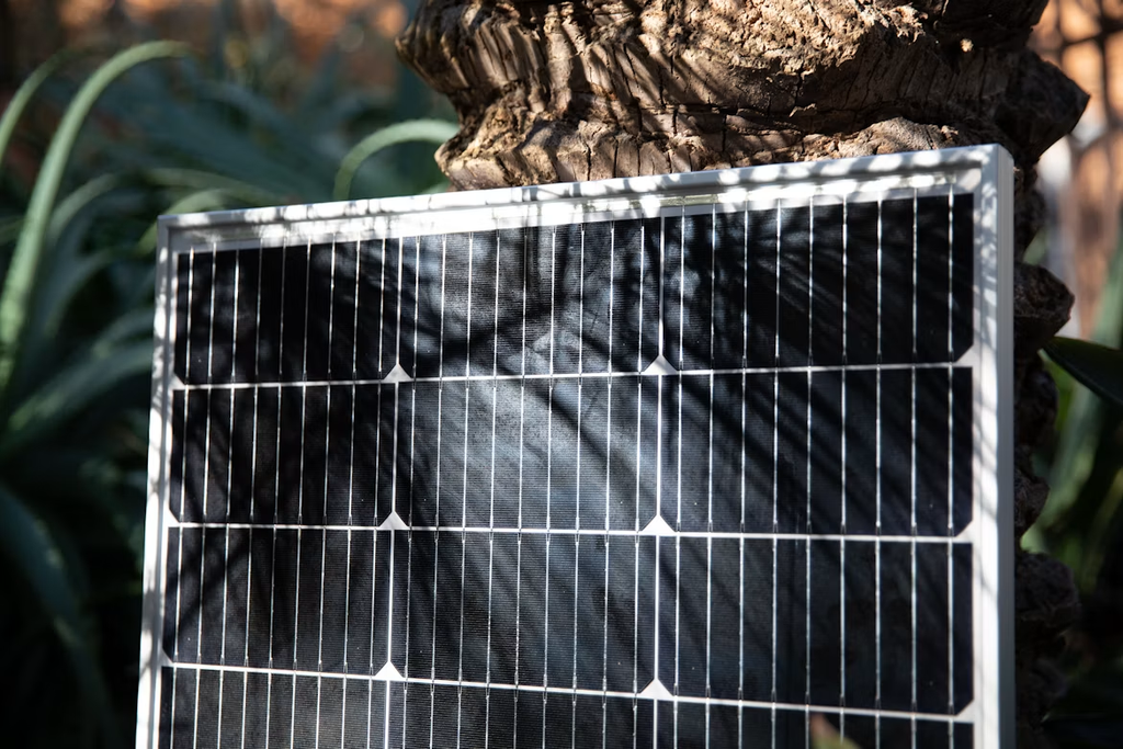 Panneau solaire 200W : lequel choisir au Canada